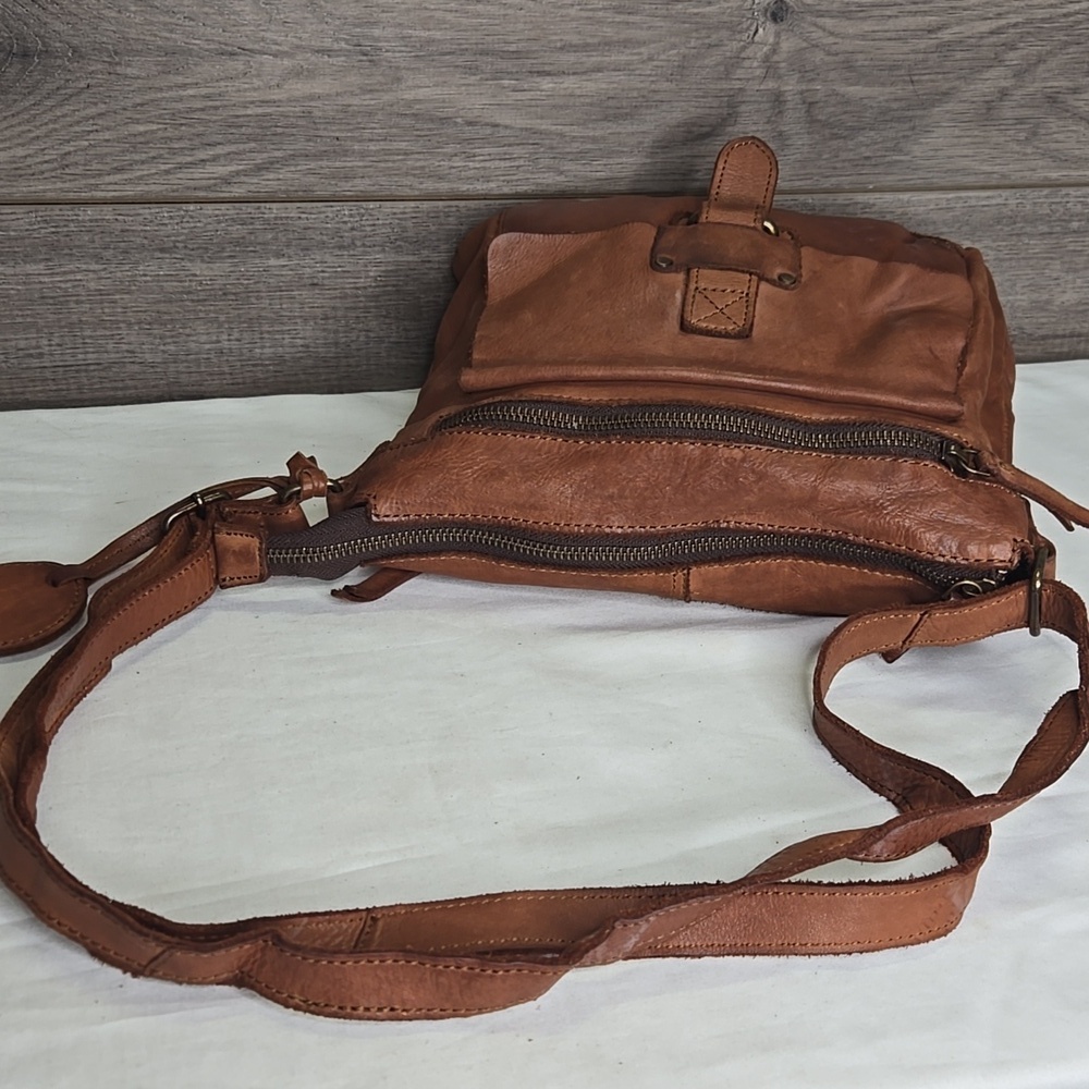 Harbour 2Nd Brown Leather Crossbody Bag - Picture 6 of 9